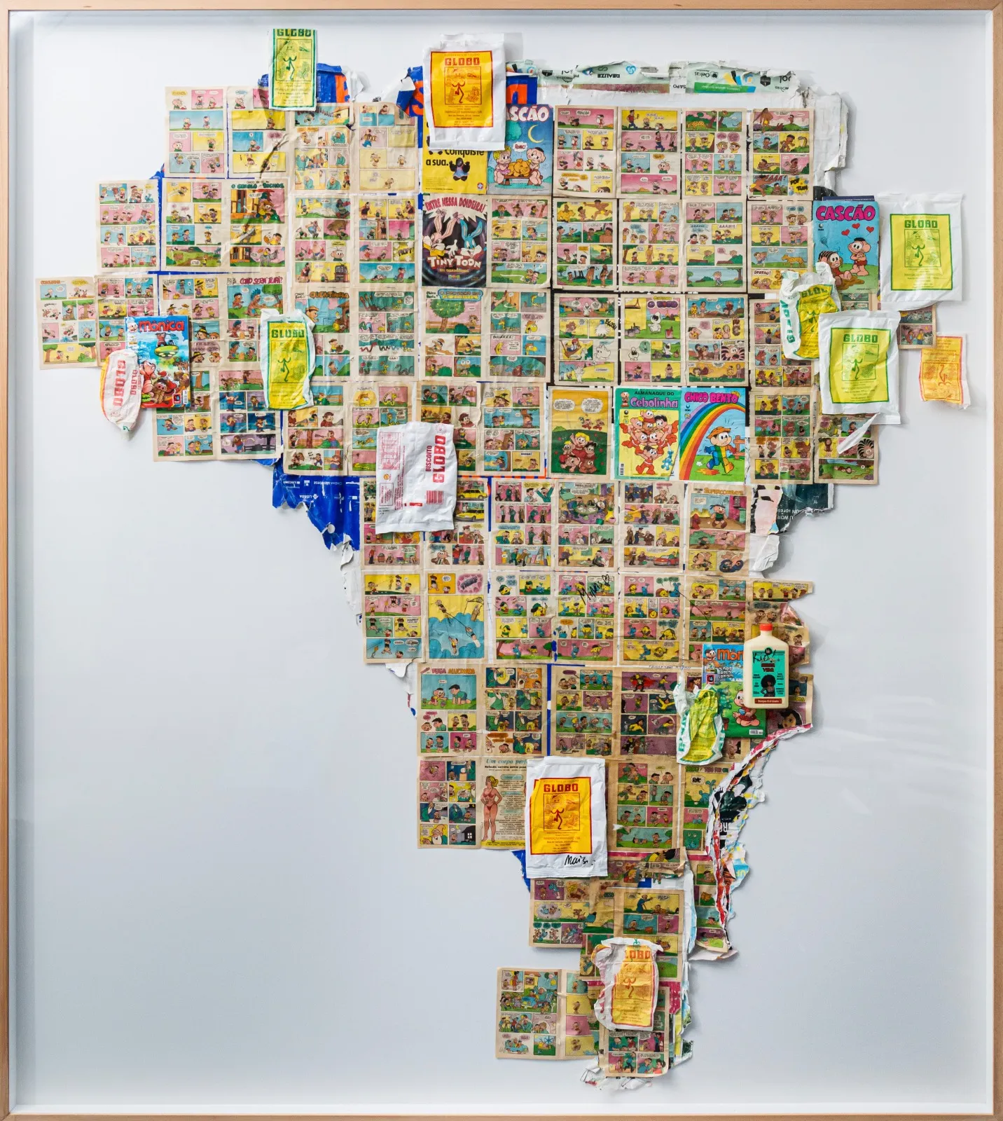 Mapeando em Gibis, Maísa Champalimaud, 2026, Mixed media and collage on paper in a pine box frame