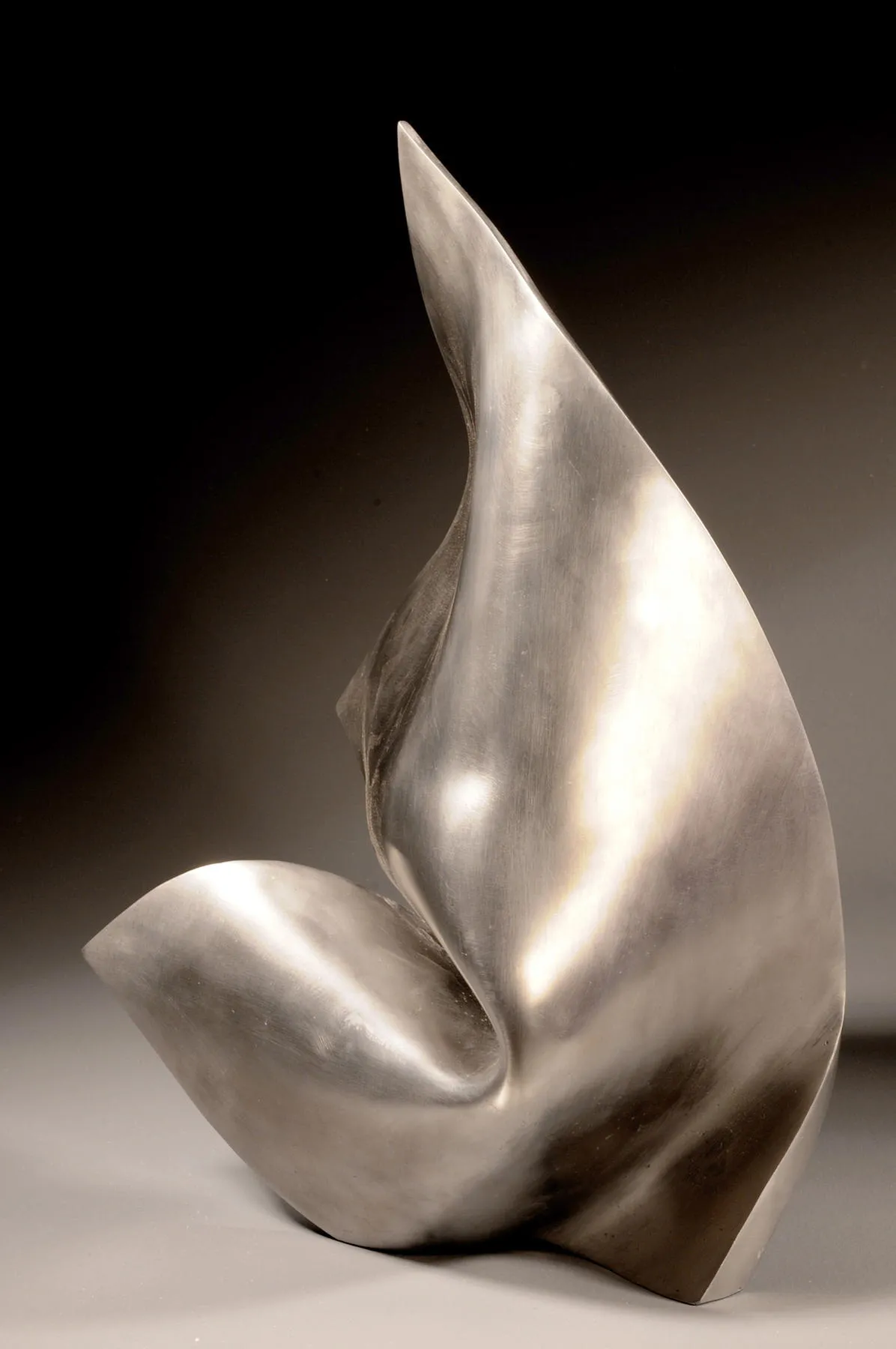 Looking forward, Georg Scheele, 2002, Bronze