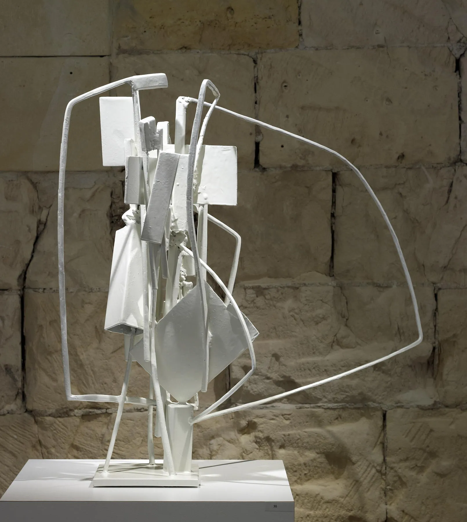 Rincorrendo la Libertà, Bruno Pedrosa, 2009, Painted wrought iron