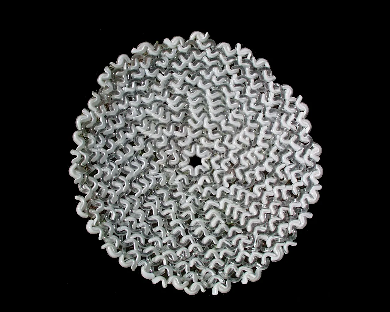 Renda em Vidro I, Manuela Castro Martins, 2012, Cast glass