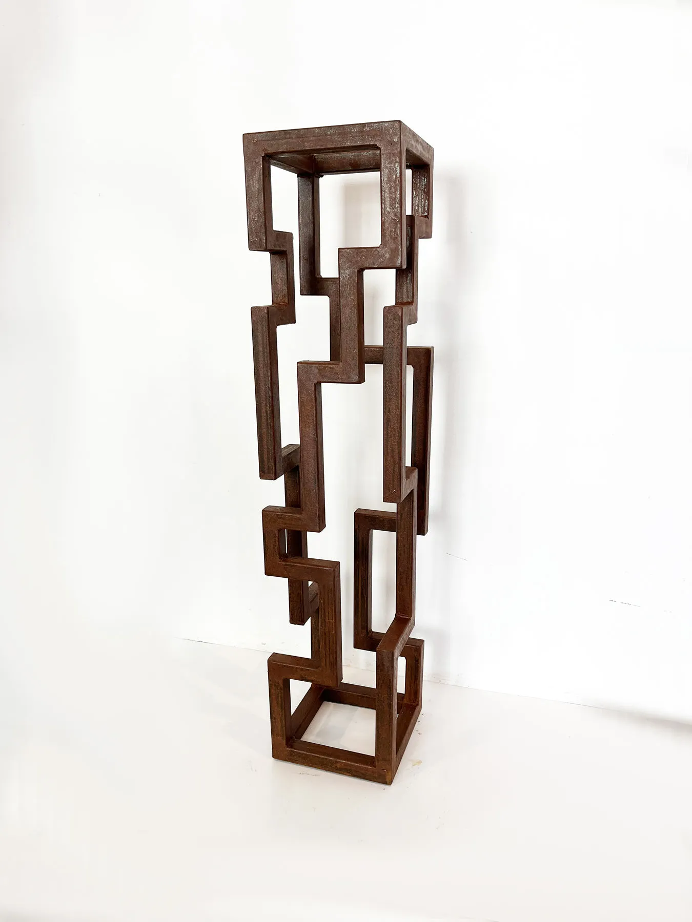 Torre 105, Ariel Elizondo, 2025, Corten steel