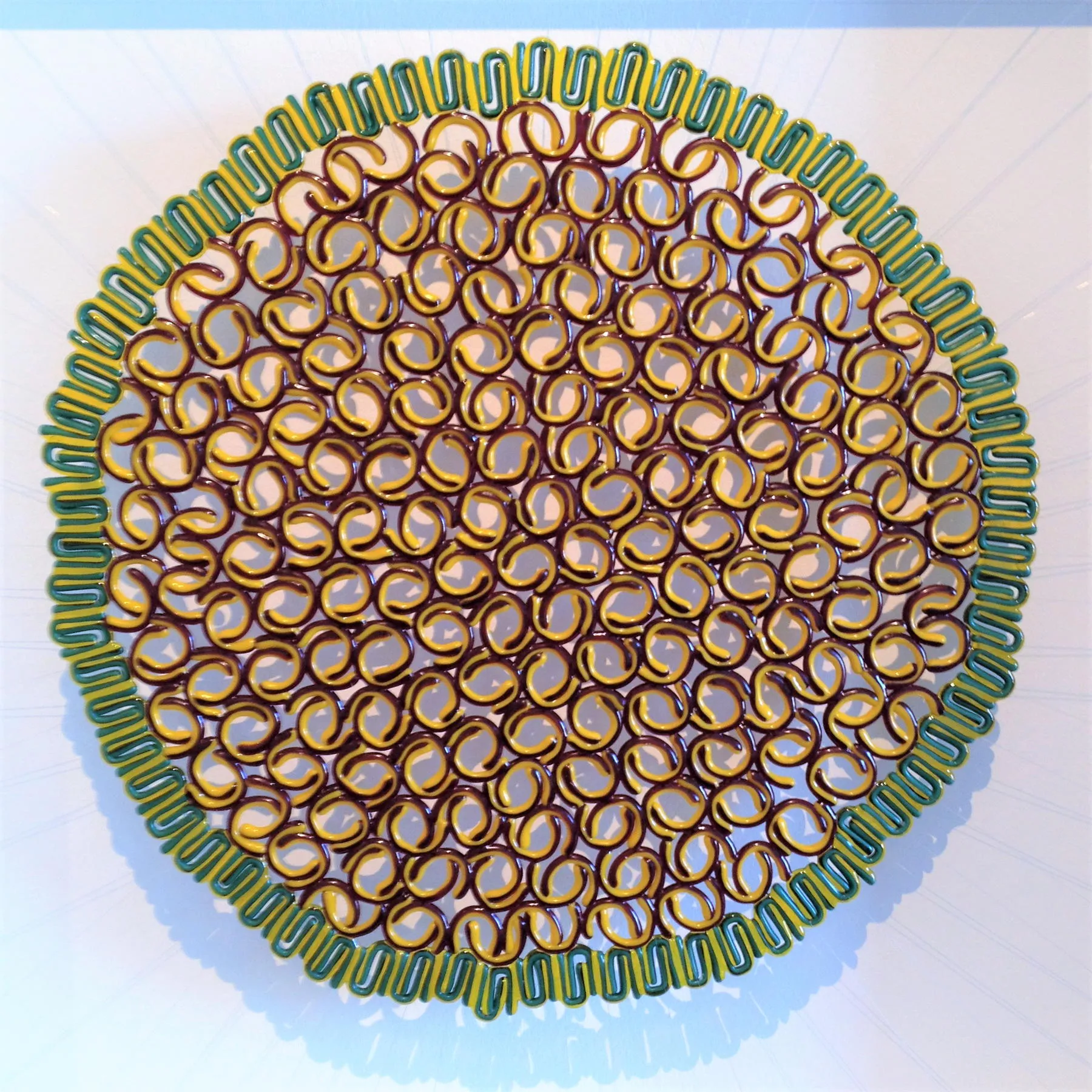 Rosáceas X, Manuela Castro Martins, 2016, Cast glass, wood and nylon thread