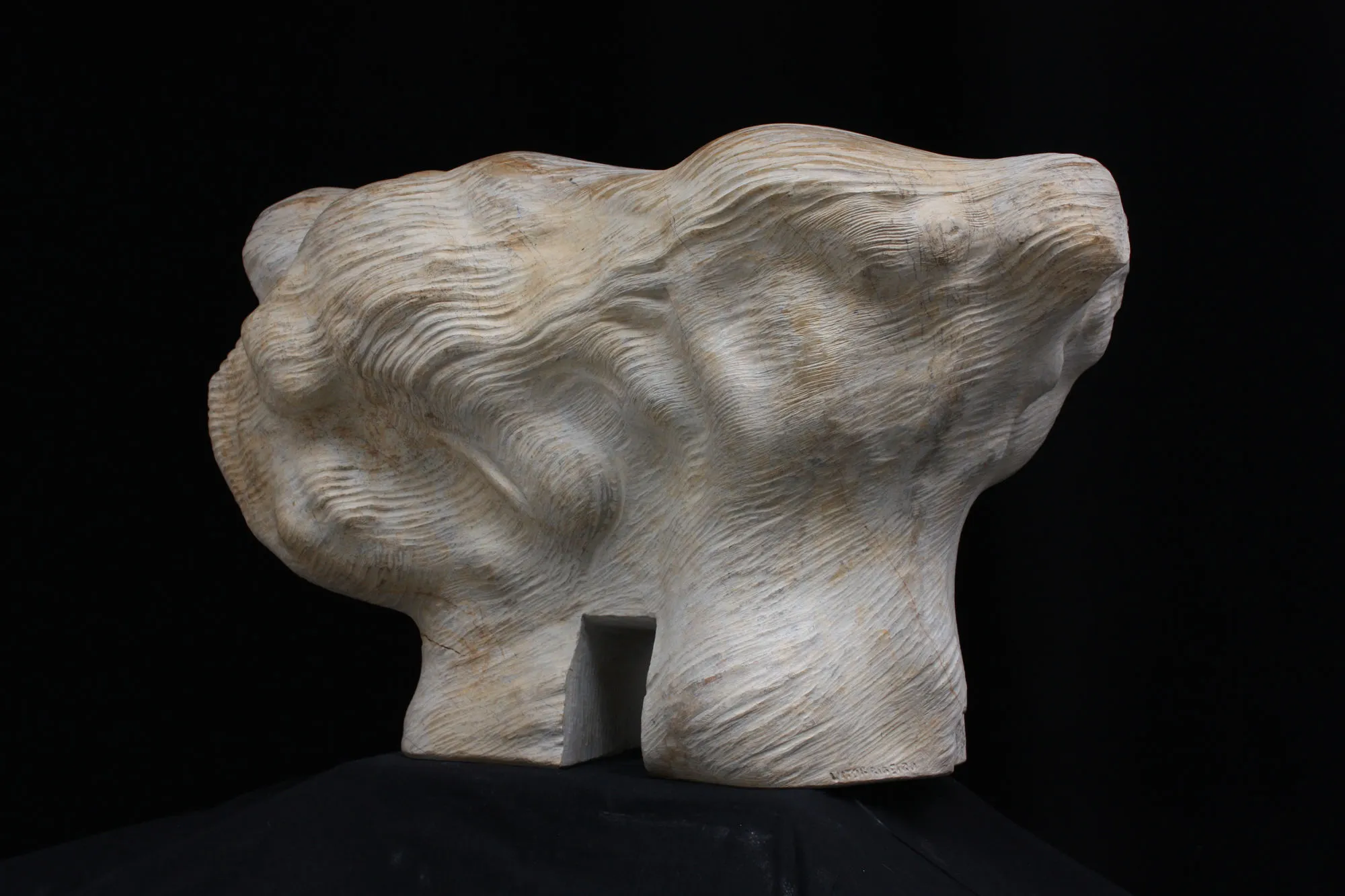 Casa do vento I, Vítor Ribeiro, 2012, Pedra da Mata stone