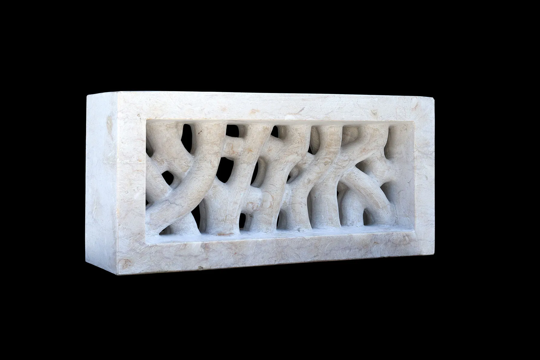 Janela para um Jardim, Vítor Ribeiro, Lioz limestone