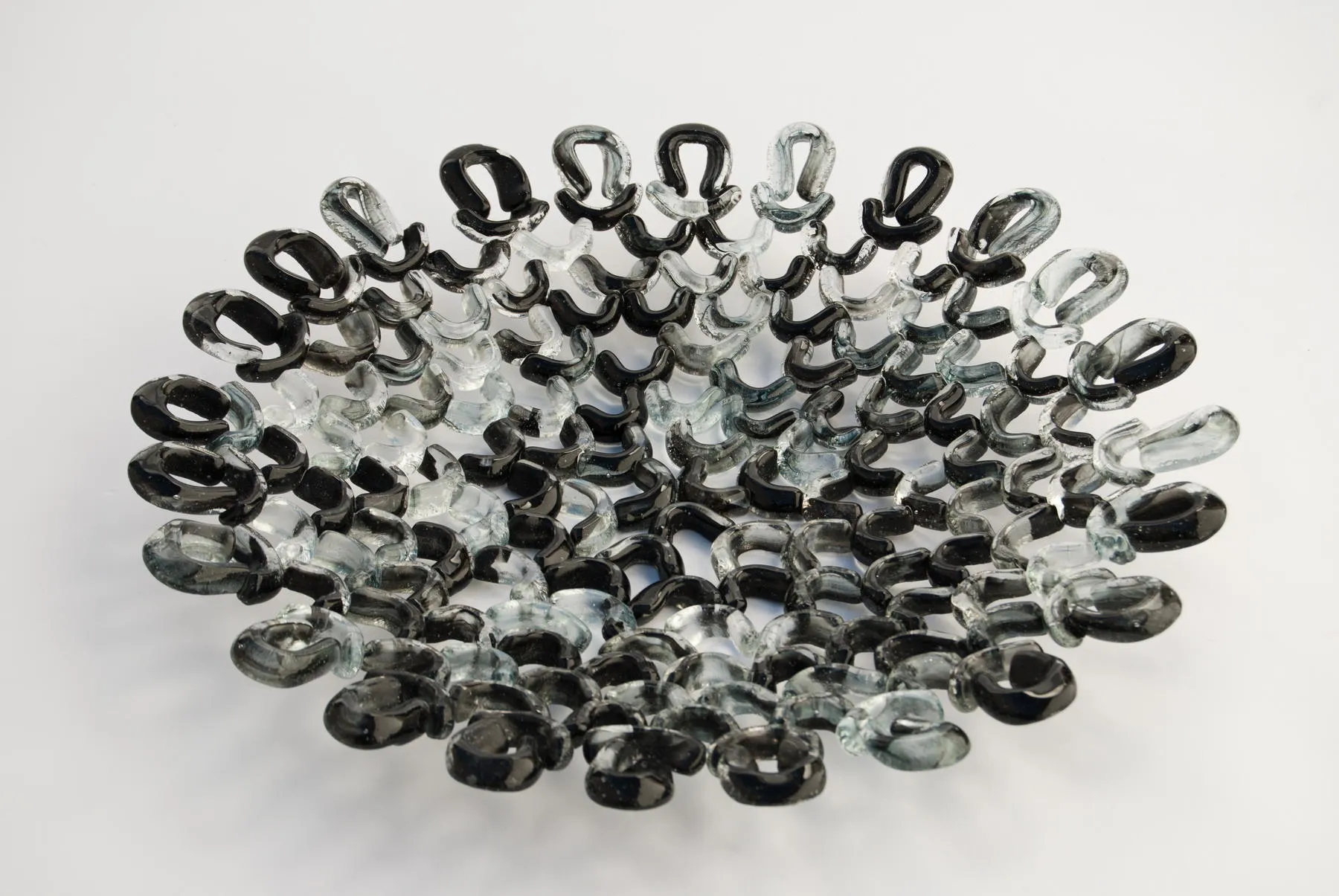 Renda em Vidro II, Manuela Castro Martins, 2012, Cast glass