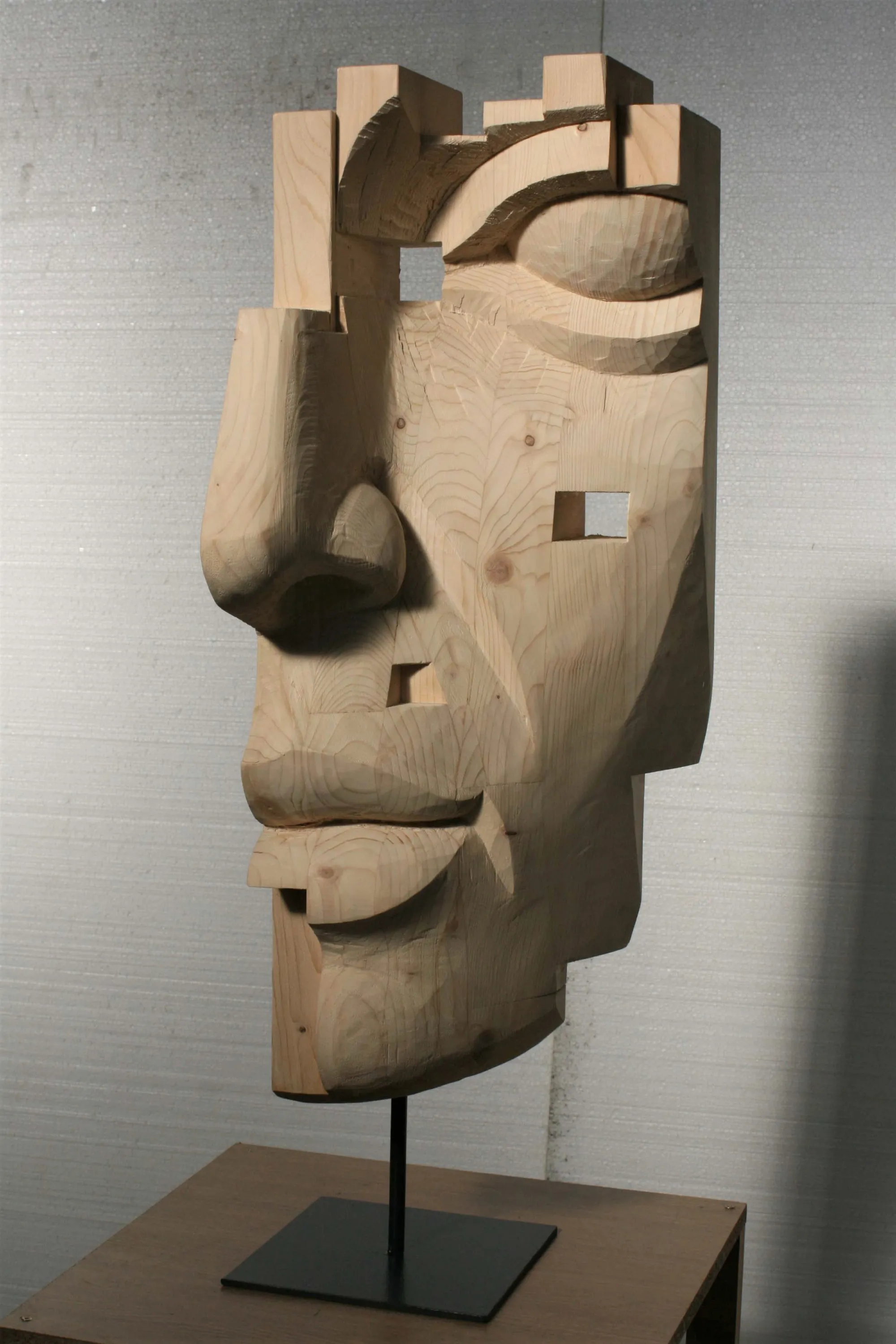 Figurante III, Nogueira Lopes, 2016, Wood