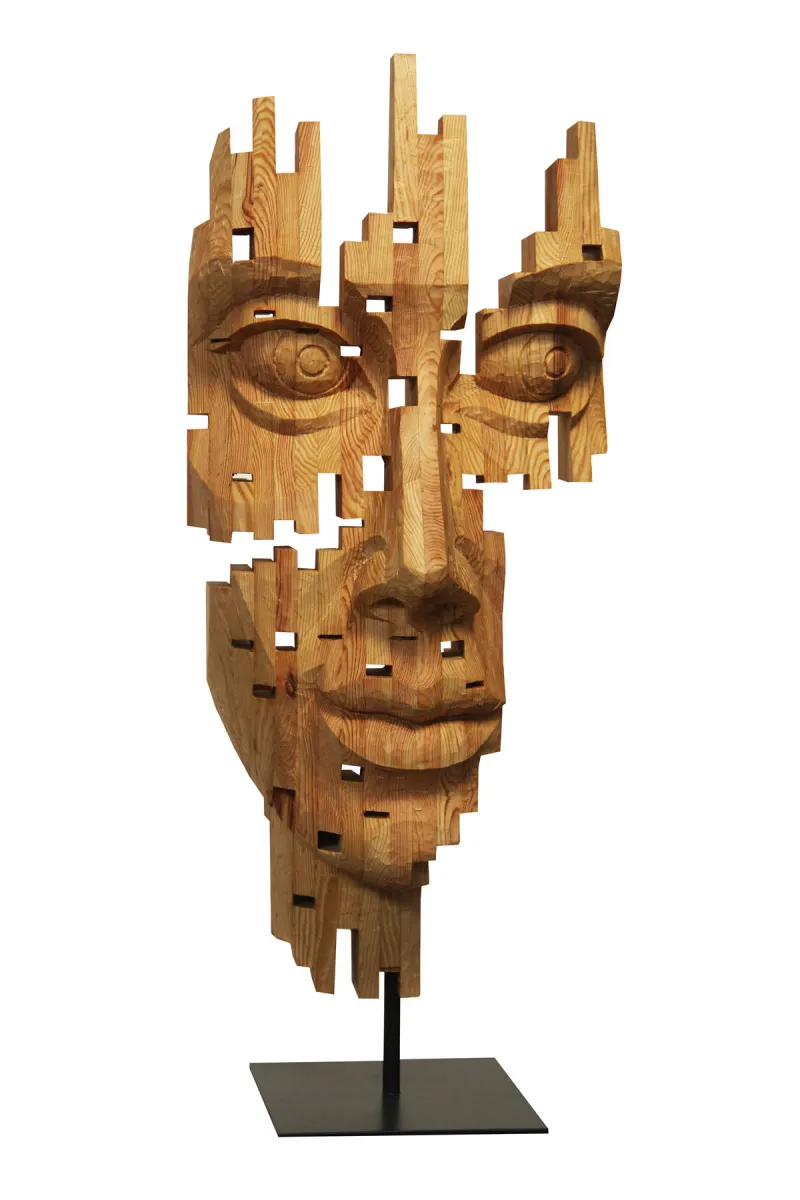 Cabeça de Jovem, Nogueira Lopes, 2026, Pine wood sculpture