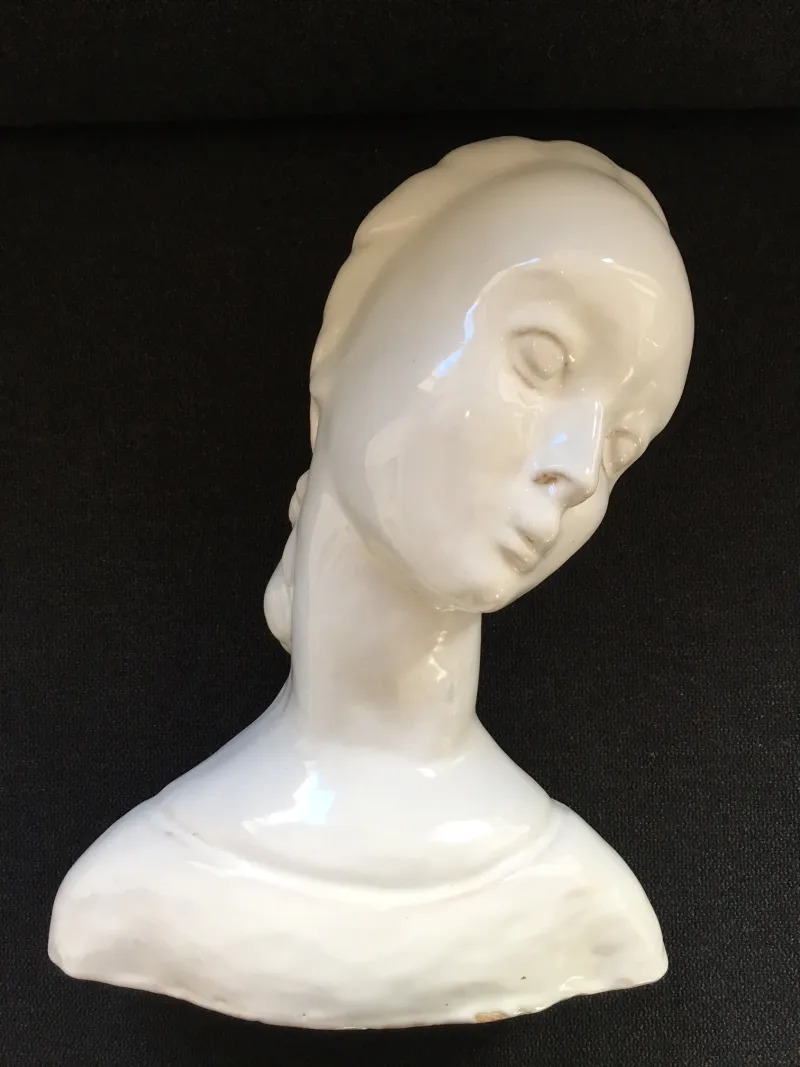Busto de Mulher, Jorge Barradas, 1956, Glazed ceramic sculpture