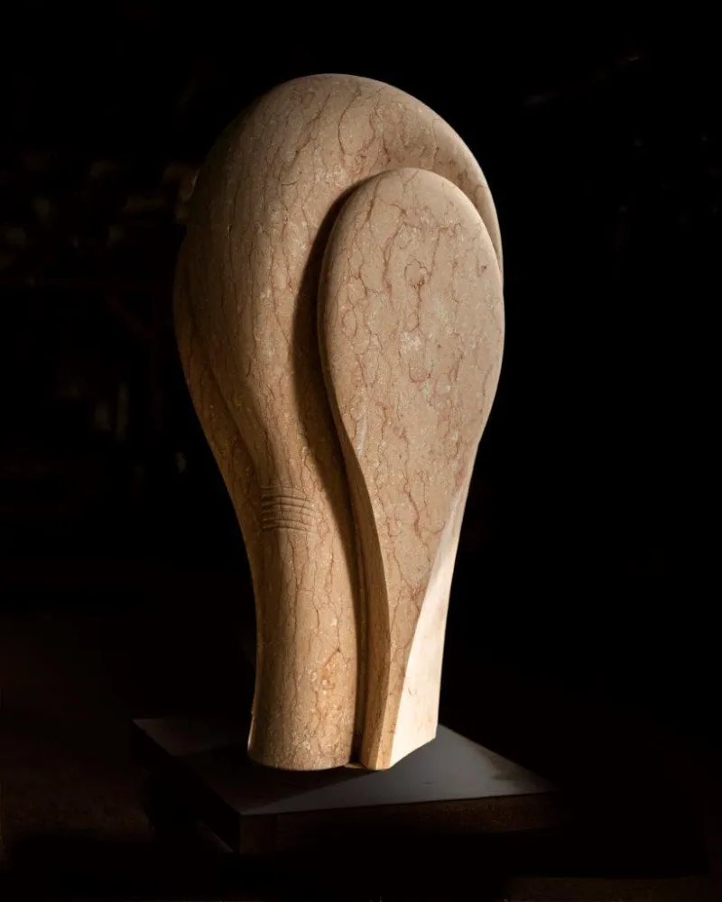 Oio, Tom Jablin, 2022, Alpinina marble sculpture
