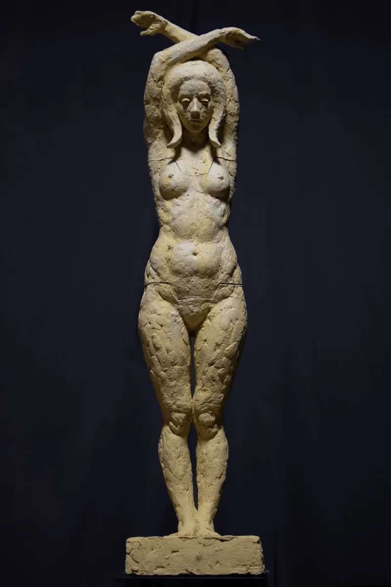 Chamadora de Espíritos #4, Daniel Gamelas, 2025, Ceramic with engobe